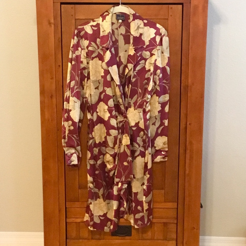Trussardi Boutique 100% silk floral wrap dress